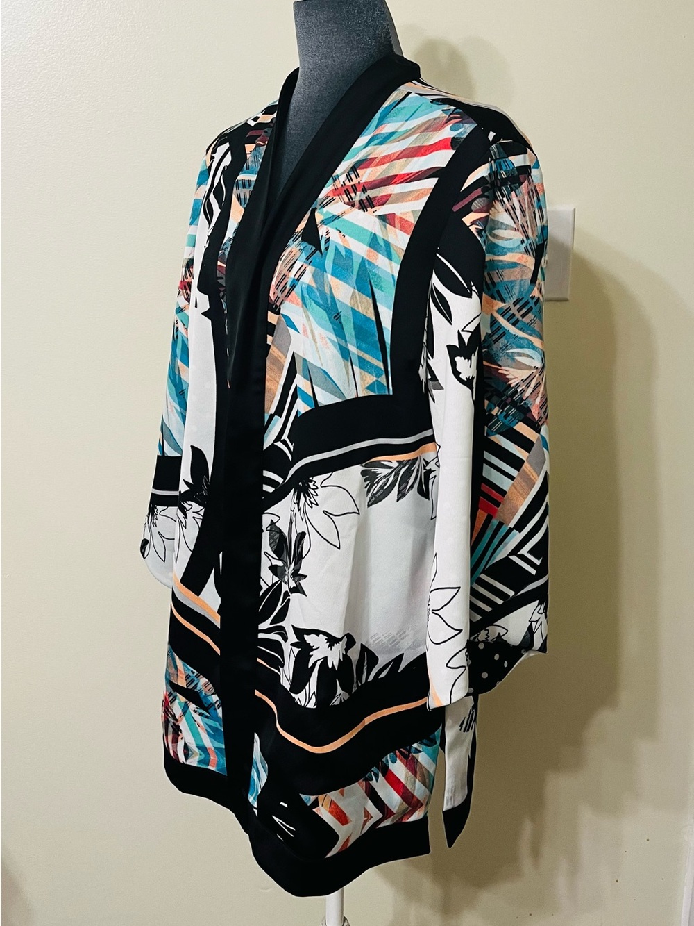 Chico's Black Polka Dot & Floral Multicolor Abstract Kimono Jacket Blazer
